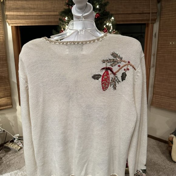 Ivory XL Christmas Sweater with embroidered and beaded ornaments with sequins - Picture 2 of 4